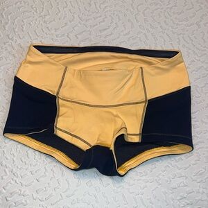Lululemon Flip Your Dog Bootyshort-Size Small- Color; burning yellow/inkwell